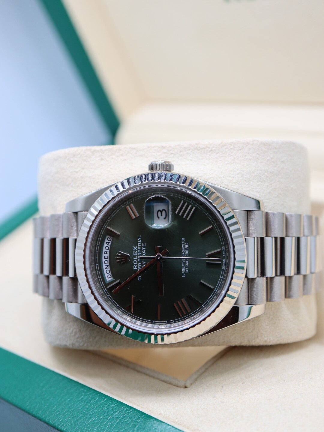 ROLEX DAYDATE 40MM OLIVE DIAL 228239 2016 “WORN”