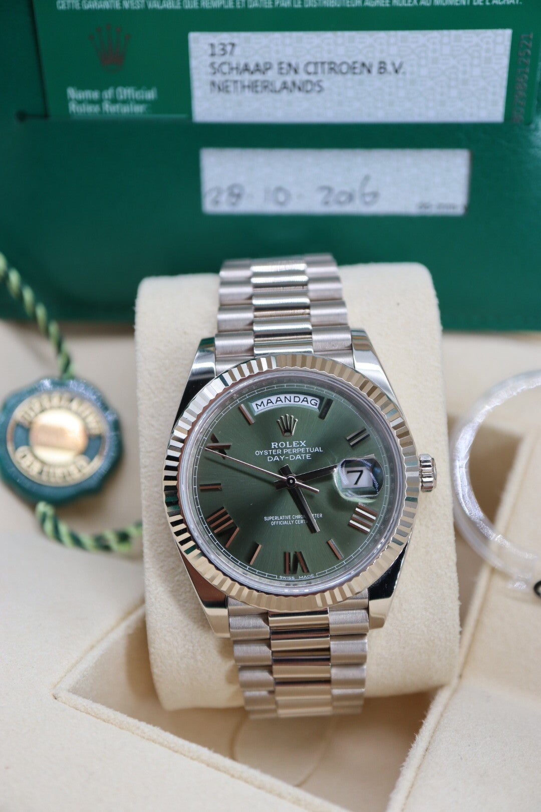 ROLEX DAYDATE 40MM OLIVE DIAL 228239 2016 “WORN”